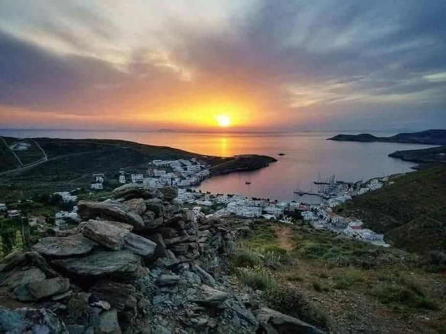 Villa Κυθνος Δρυοπίδα, Στούντιο Χατζής Dhriopís Esterno foto